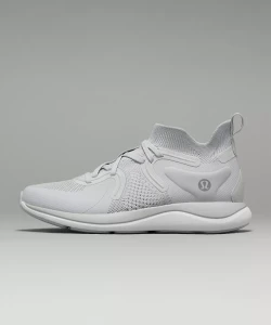 ЖЕНСКИЕ КРОССОВКИ ДЛЯ ТРЕНИРОВОК И ЕЖЕДНЕВНЫХ ЛЕГКИХ ПРОБЕЖЕК CHARGEFEEL 2 MID LULULEMON